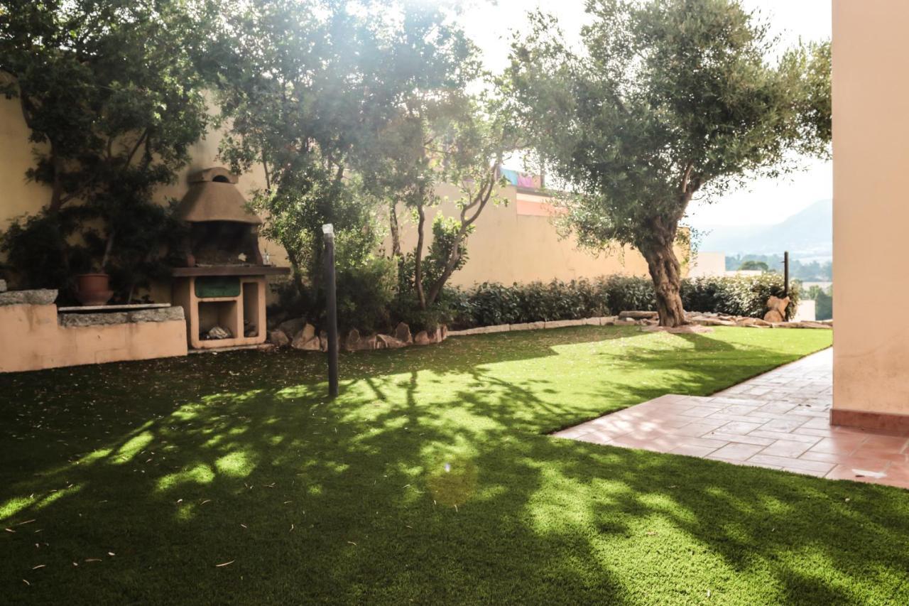 Rental Villa Bb ออลเบีย ภายนอก รูปภาพ