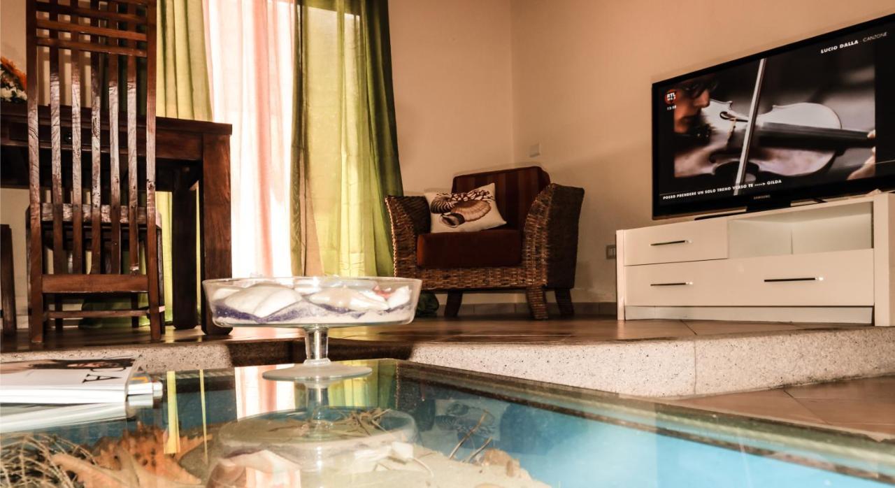 Rental Villa Bb ออลเบีย ภายนอก รูปภาพ