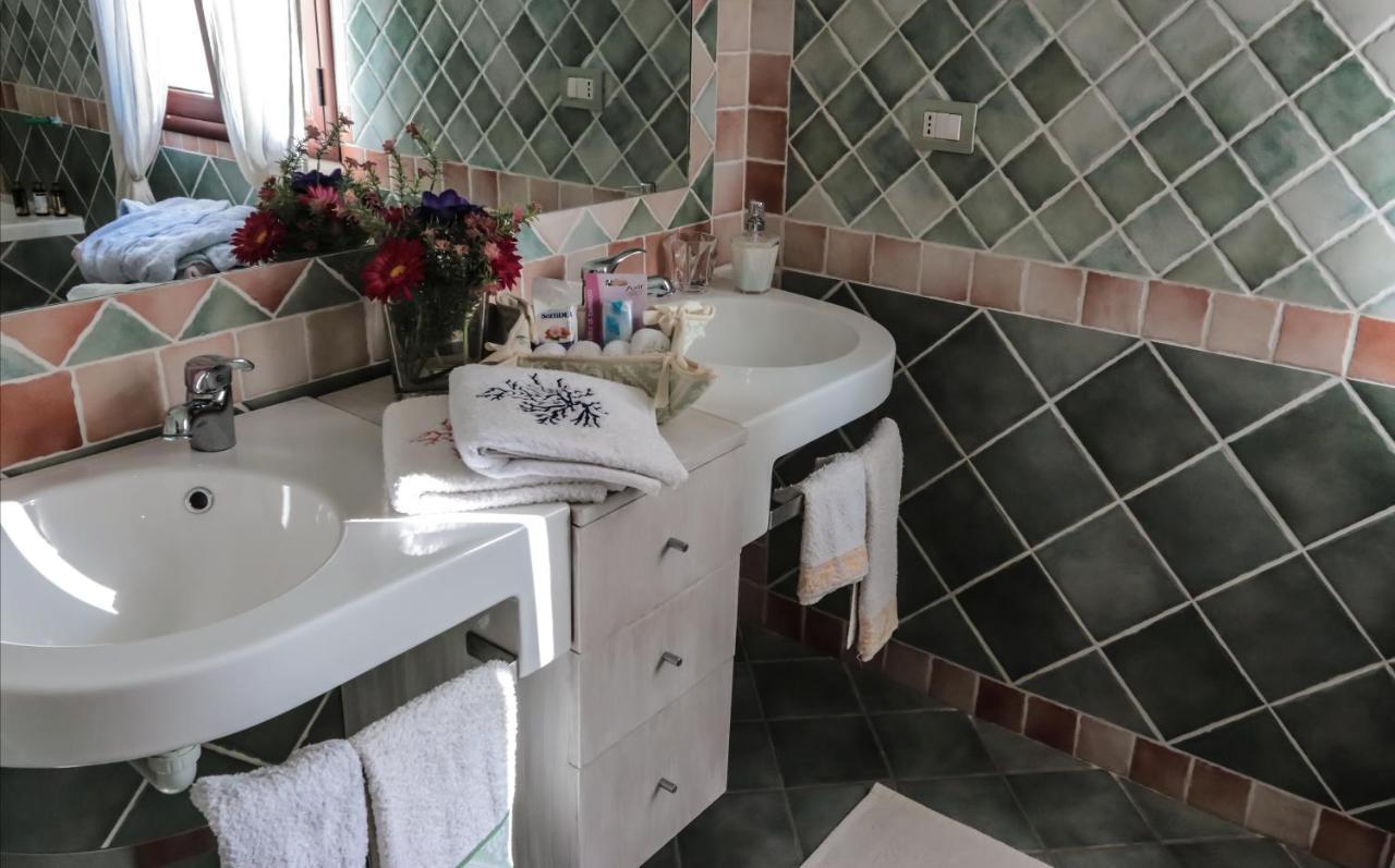 Rental Villa Bb ออลเบีย ภายนอก รูปภาพ
